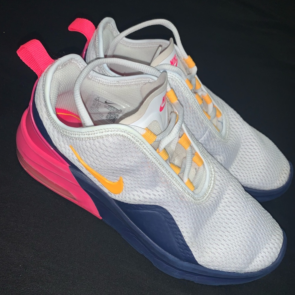 Woman’s tennis shoes